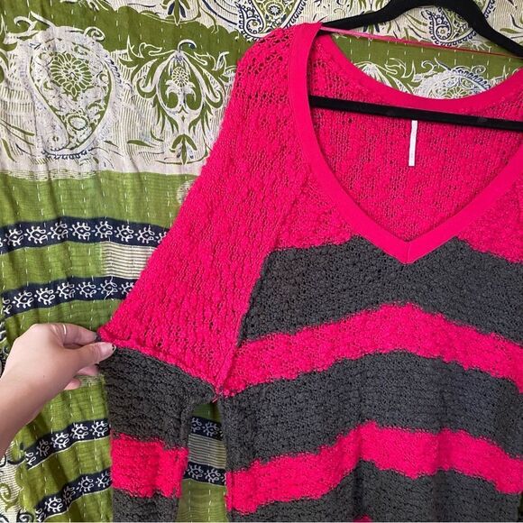 NWOT Free People Pink and Gray Songbird Striped Sweater Size Medium - Picture 4 of 14